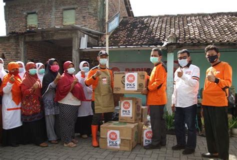 Selama Tanggap Bencana Pks Kota Semarang Terjunkan 443 Relawan Dan