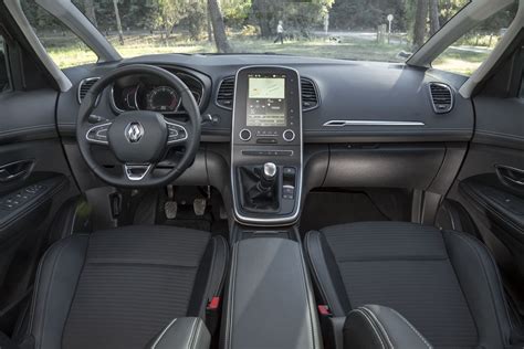 714 search results for black in renault grand scenic. Essai Renault Grand Scénic 4 : le test du nouveau Scénic à ...