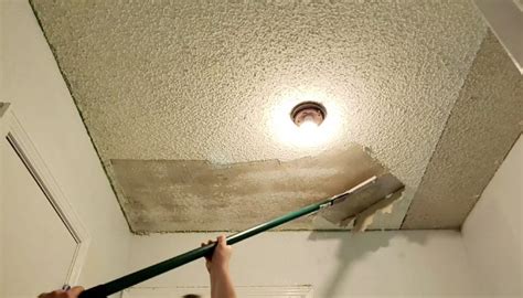 Also known as acoustic ceilings, popcorn ceilings were popular from the 1950s to the 1980s for removing a popcorn ceiling while keeping the mess to a minimum is a fairly simple diy project if. How To Remove Popcorn Ceilings Easily - The Nifty Nester