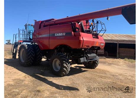 Used Case Ih Case Ih 7120 On Duals With 35 Foot Case Front On Trailer