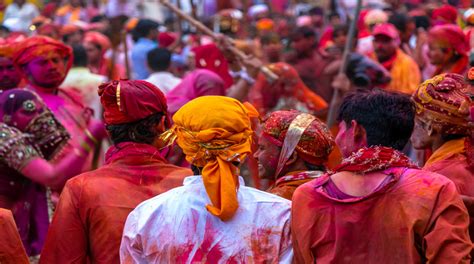 5 Unusual Holi Celebrations In India Ixigo Travel Stories