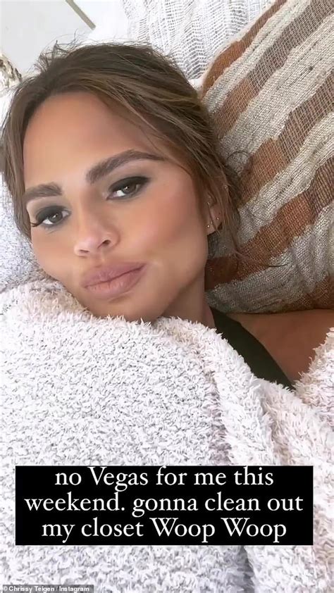 Chrissy Teigen Shows Off Her Taut Abs In Sports Bra And Leggings Sound Health And Lasting Wealth