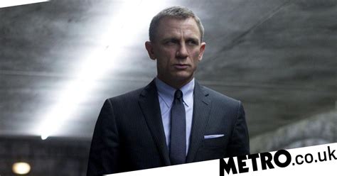 Daniel Craig Confirms Hes Returning For James Bond 25 Metro News
