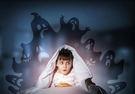 Boy In Bed Having Nightmare Stock Vector Illustration Of Childhood