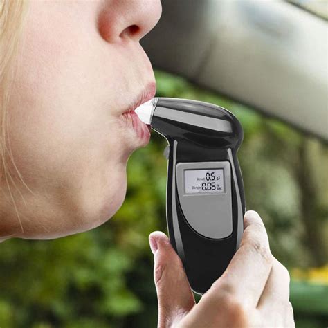 portable breath alcohol tester for detecting alcohol concentration breathalyzer alcohol tester