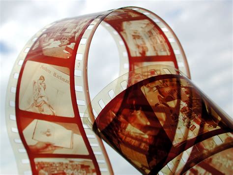 Vintage film burn with light leaks in red, violet colors. Film stock - Wikiwand