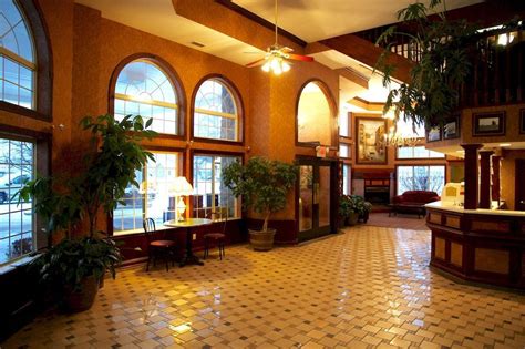 Hotel quality inn is situated on 1113 north first street in hamilton only in 603 m from the centre. Mackinaw City Hotels: Compare Mackinaw City Hotels