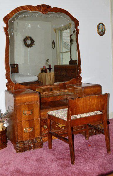 Maybe you would like to learn more about one of these? 1920's Waterfall Bedroom Set - Feb 16, 2013 | Keystone ...