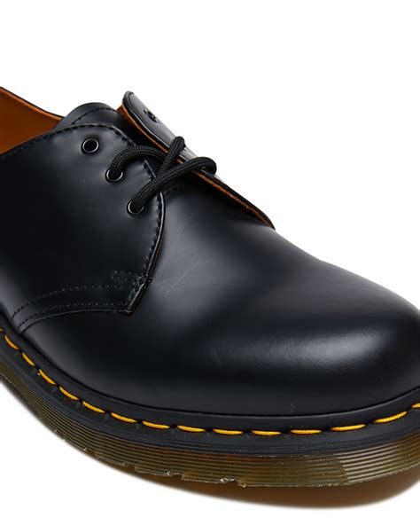 Your attire can be of any color, and black footwear is the best thing about black shoes? Dr. Martens Mens 1461 3 Eye Shoe - Black | SurfStitch