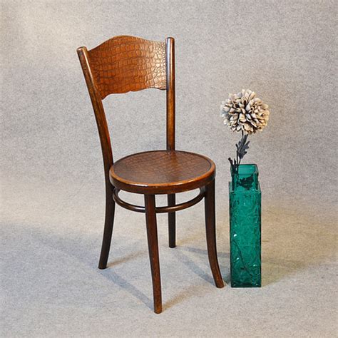 Shop our thonet bentwood chairs selection from the world's finest dealers on 1stdibs. Thonet Original Bentwood Kitchen Dining Chair - Antiques Atlas