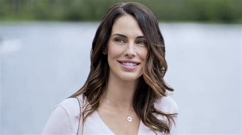 Is Jessica Lowndes Married Was She Engaged Before Michigansportszone