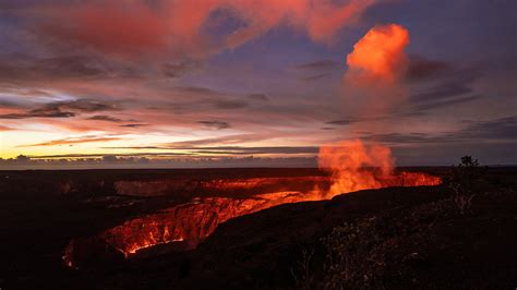 Volcano Watch Kilauea Summit Eruption Glow Comes And Goes
