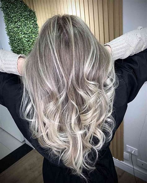 40 Stunning Platinum Blonde Hair Colors Thatll Get You Noticed