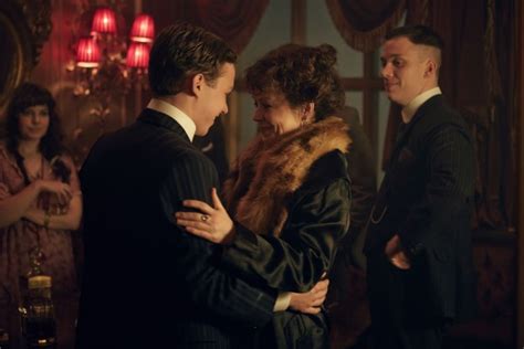 Peaky Blinders Season 2 Episode 4 Sex Violence And More Sex Metro