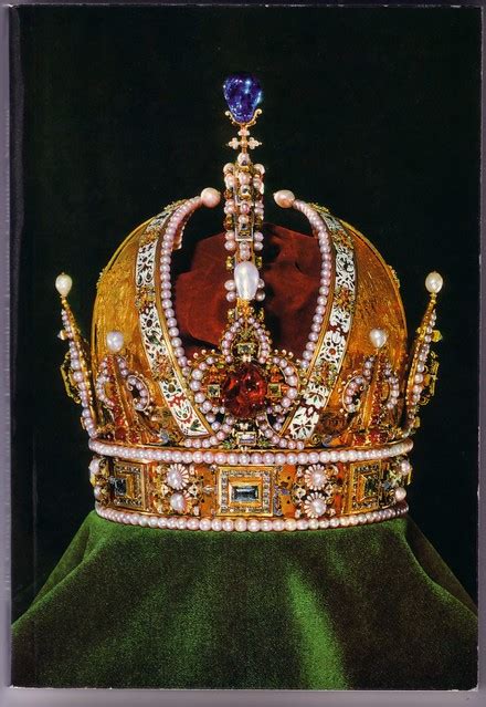 Crown Jewels And The Ecclesiastical Treasure Chamber Vienna Flickr