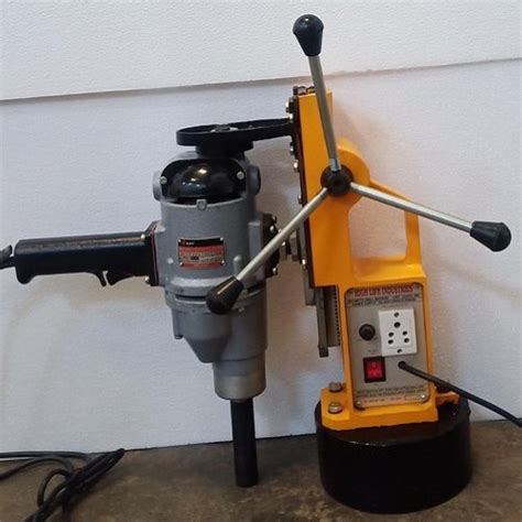 Magnetic Drill Stand Hl Eco 200 With Kpt Make Cap23mm Drill Machine