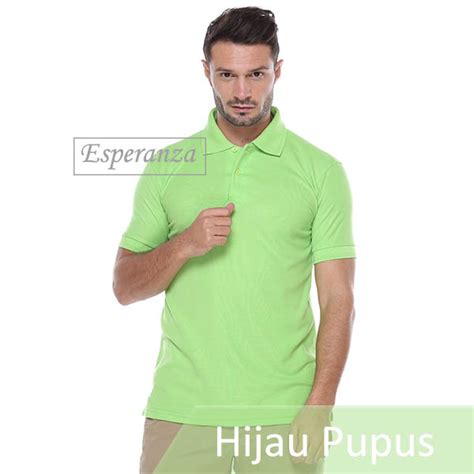 Misalnya saja, pasangkan gaun hitam putih dengan celama ketat warna hitam dan mantel atau outer merah. Kaos Polo Shirt Polos Pria | Kaos Polo Shirts