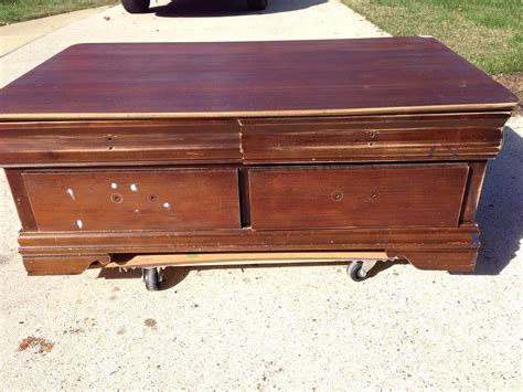 Browse thousands of designer pieces and make an offer today! Broyhill 4-drawer coffee table - Fresh Vintage NC