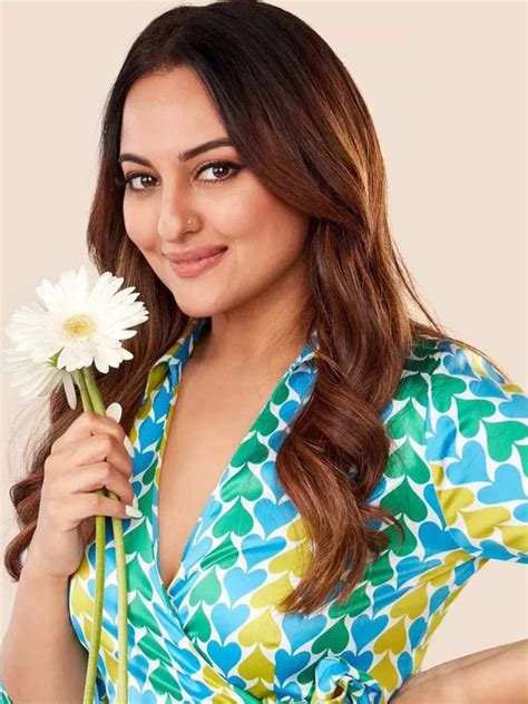 Sonakshi Sinha Proves That She Never Had A Bad Hair Day Toiphotogallery