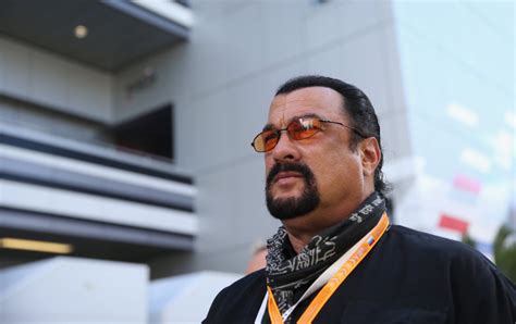 Steven Seagal Dubbed Bond Villain While Calling Nfl Protests Disgusting Ibtimes