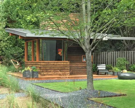 Backyard Escapes 17 Amazing Cottage Design Ideas