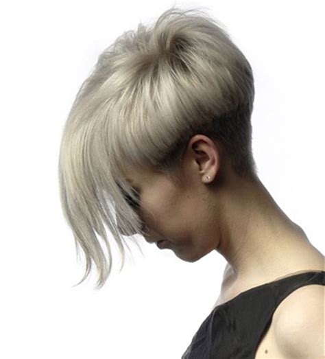 Funky Short Pixie Haircut With Long Bangs Ideas 50