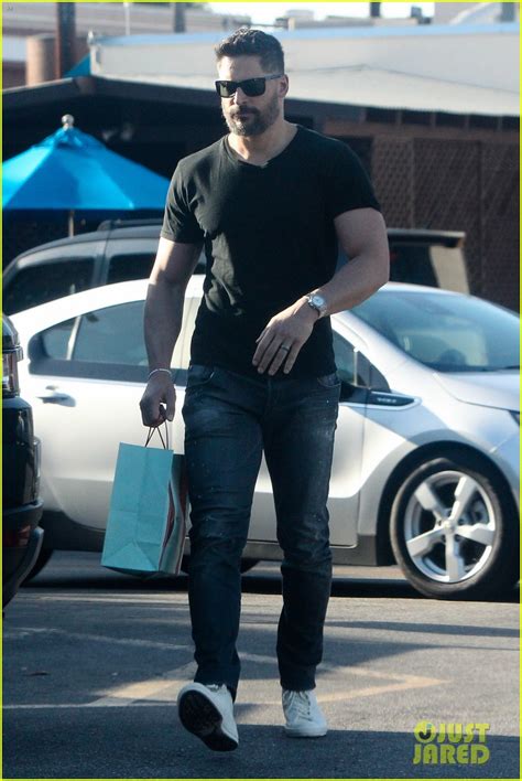 Joe Manganiello Shows Off His Buff Biceps While Shopping Photo
