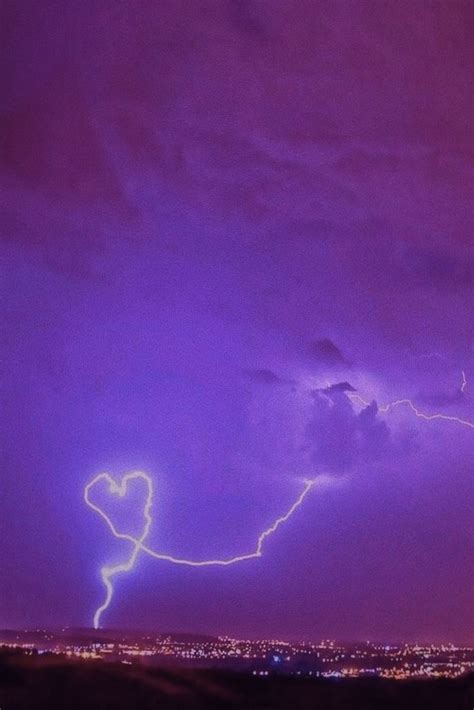 Lightning Heart Dark Purple Wallpaper Dark Purple Aesthetic Purple