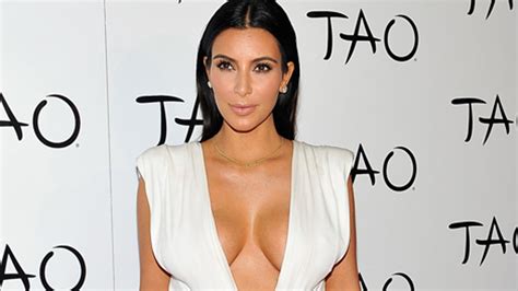 kim kardashian flaunts major cleavage at las vegas birthday bash