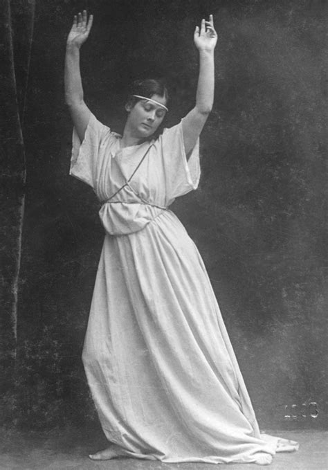 Isadora Duncan Biography Dances Technique Facts Britannica