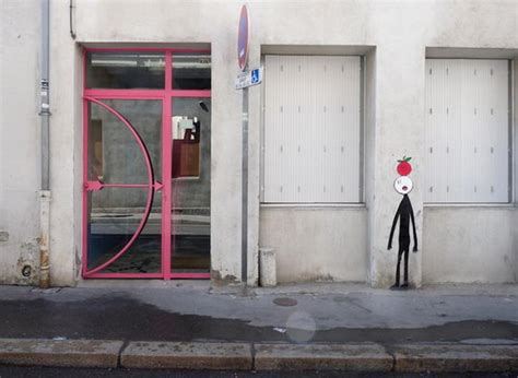 Funny Street Art From Oakoak Playful And Cute Design Swan