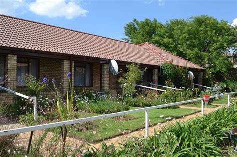 Skilled nursing care is a high level of medical care that is provided by trained individuals, such as registered nurses (rns) and physical, speech, and occupational therapists. Highveld Gardens Nursing Home Johannesburg - Senior Service