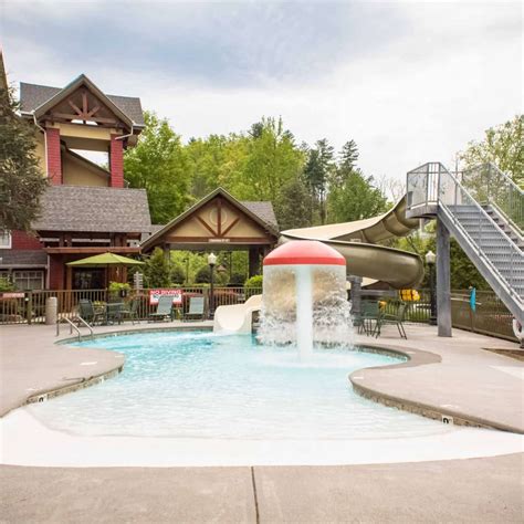 3 Benefits Of Staying At Our Hotel In Gatlinburg Tn With An Indoor Pool
