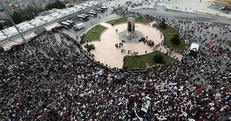 Taksim Solidarität begrüßt Stopp von Gezi Park Bau SN at