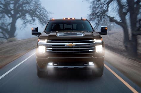 Chevrolet And Gmc Heavy Duty Truck Tailgates May Open Unexpectedly