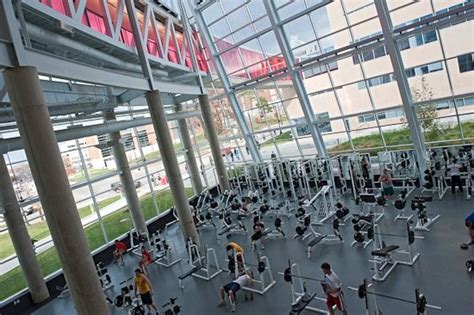 12 Awesome American College Gyms Everyone Envies American Colleges College Gym