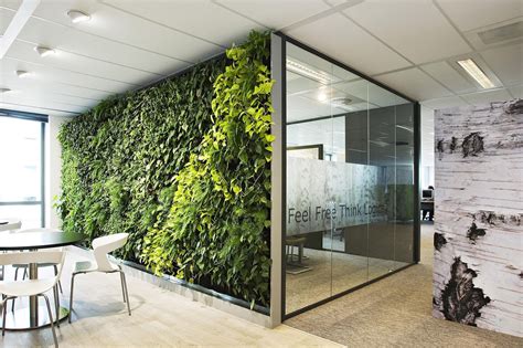 40 Relaxing Green Office Décor Ideas Green Office Decor Green Office