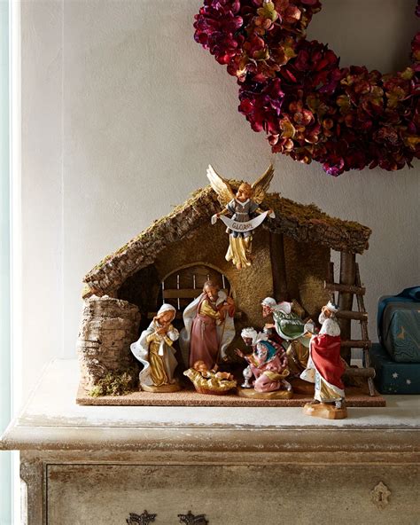 Fontanini 7 Piece Nativity Set With Italian Stable Nativity Set