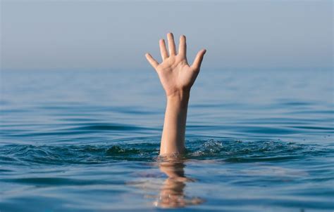 10 Drowning Myths Everyone Still Believes The Healthy