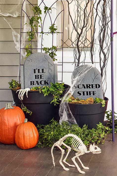 20 Fun And Spooky Halloween Porch Decorating Ideas Home
