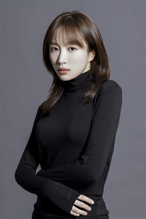 Ahn Hee Yeon Picture 안희연 Hancinema