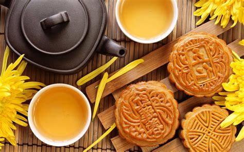 It's a traditional chinese festival, as most other festivals, it values family reunion and has its own special food —mooncake — to enjoy for this day, and also. Decoding the Mid-Autumn Festival | Bridges Chinese Network