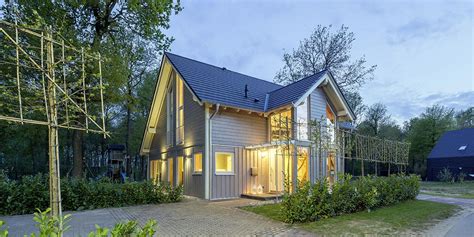 Stommel haus uk was chosen from over a million active experts in the area of interior design, design and architecture by the houzz community with more than 40 million users per month. Stommel Haus Apfelbaum