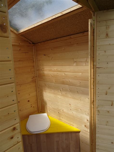 Gärten bieten erholung im grünen, fernab vom lärm der großstadt. Eine Bio-Toilette für den Garten | Tausendschön