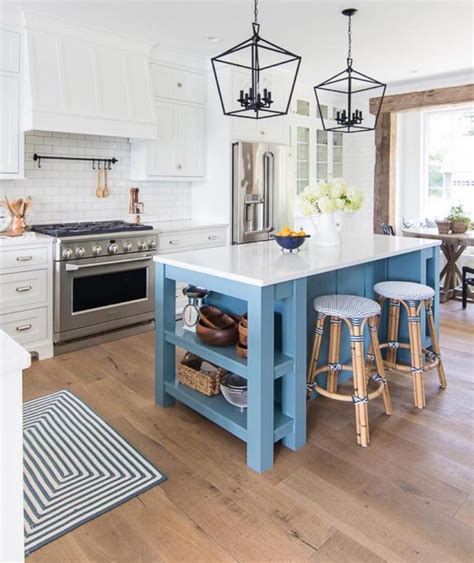 25 Inspiring Coastal Kitchen Decor Ideas Shelterness