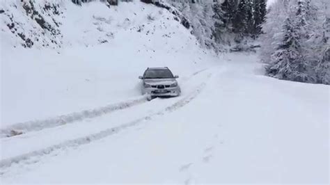 2006 Subaru Impreza 20r Sportwagon In Deep Snow On Seven