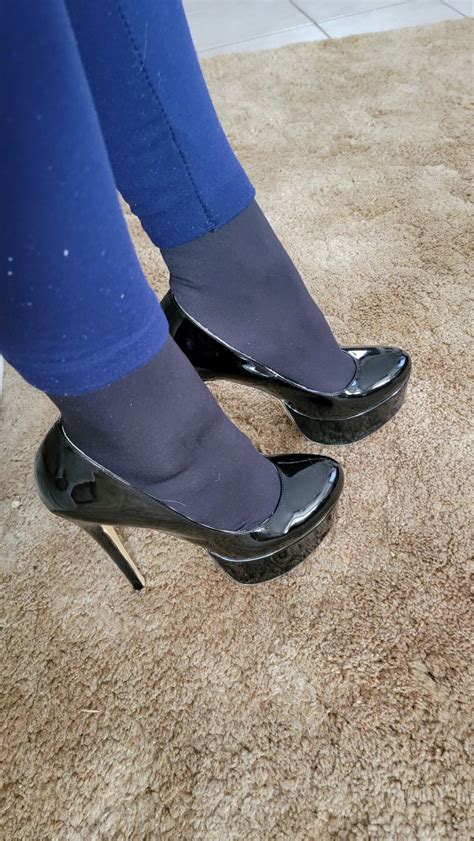 pin by lorena heellover on guardado rápido in 2023 stockings heels pumps heels stilettos