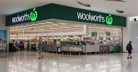 Palaszczuk under pressure to get covid jab. Woolworths among exposure sites after Covid case in Victoria