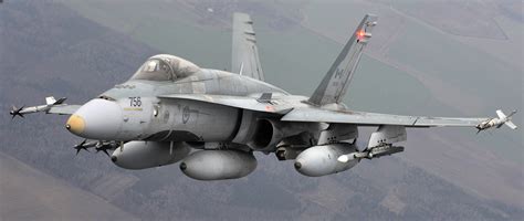 Canada Plans To Buy 18 Super Hornets Start Fighter Competition In 2017