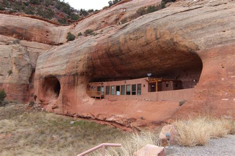 This Cliff House In Utah Is The Ultimate Off Grid Escape Curbed